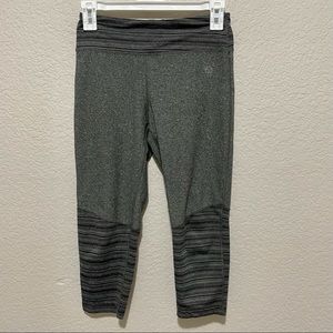 Vogo Athletica Capri Leggings